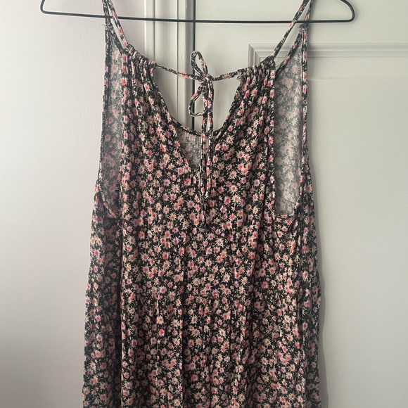 American eagle floral pattern top - Picture 2 of 3